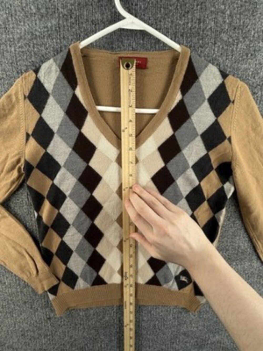 Burberry 42 Wool Logo Pullover V-Neck Long Sleeve Sweater Beige Gray Preppy Knit - Picture 5 of 16